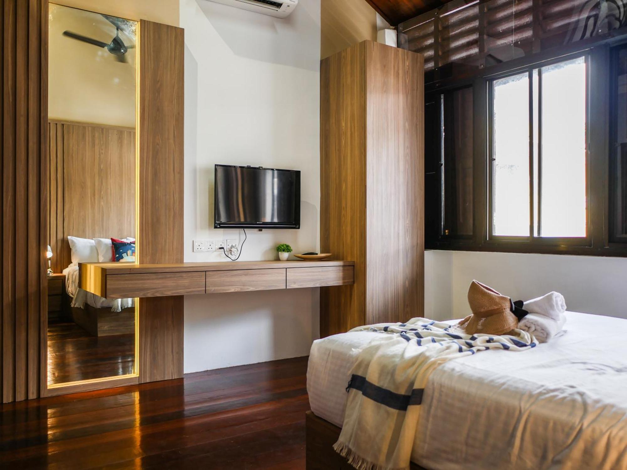 Carnarvon Antique Loft Penginapan *